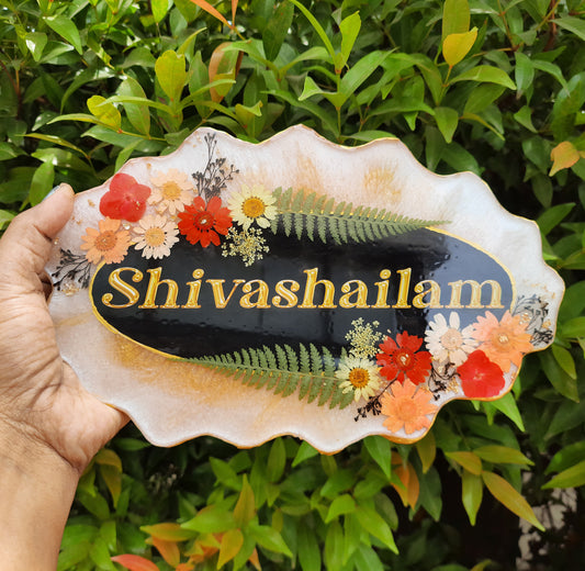 Name Board with Real Flower