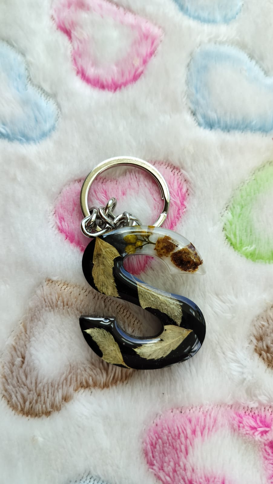 'S' Letter Flower Keychain