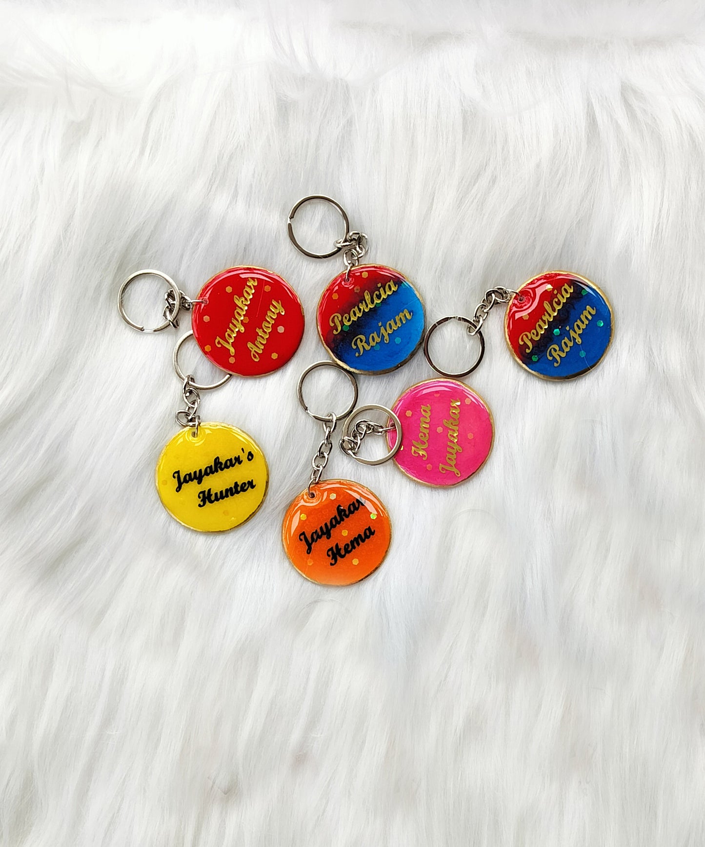 Round 2 inches - Goldent text- Key chain