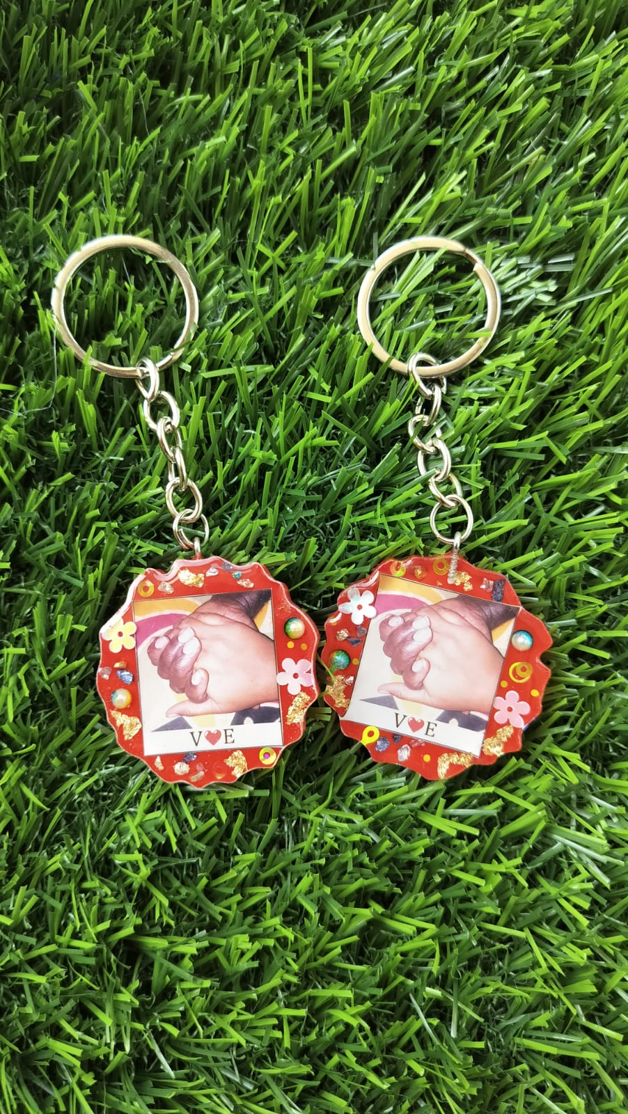 Single side photo keychain - Pair hand Red