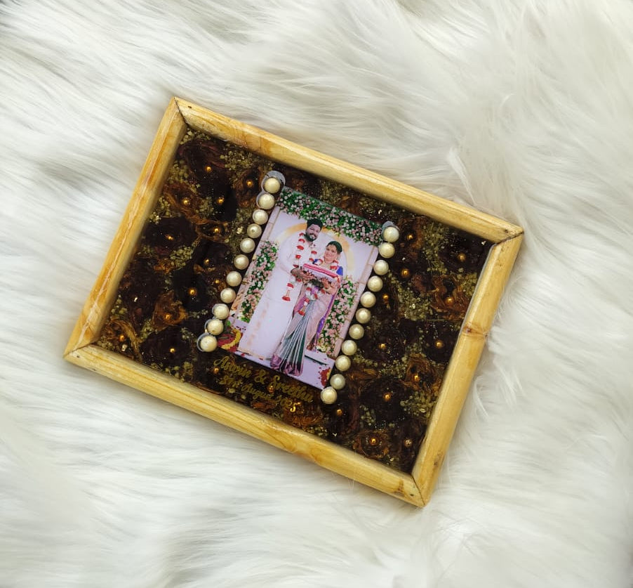 Marriage flower Preservation-Wooden frame( 11.5 inches)