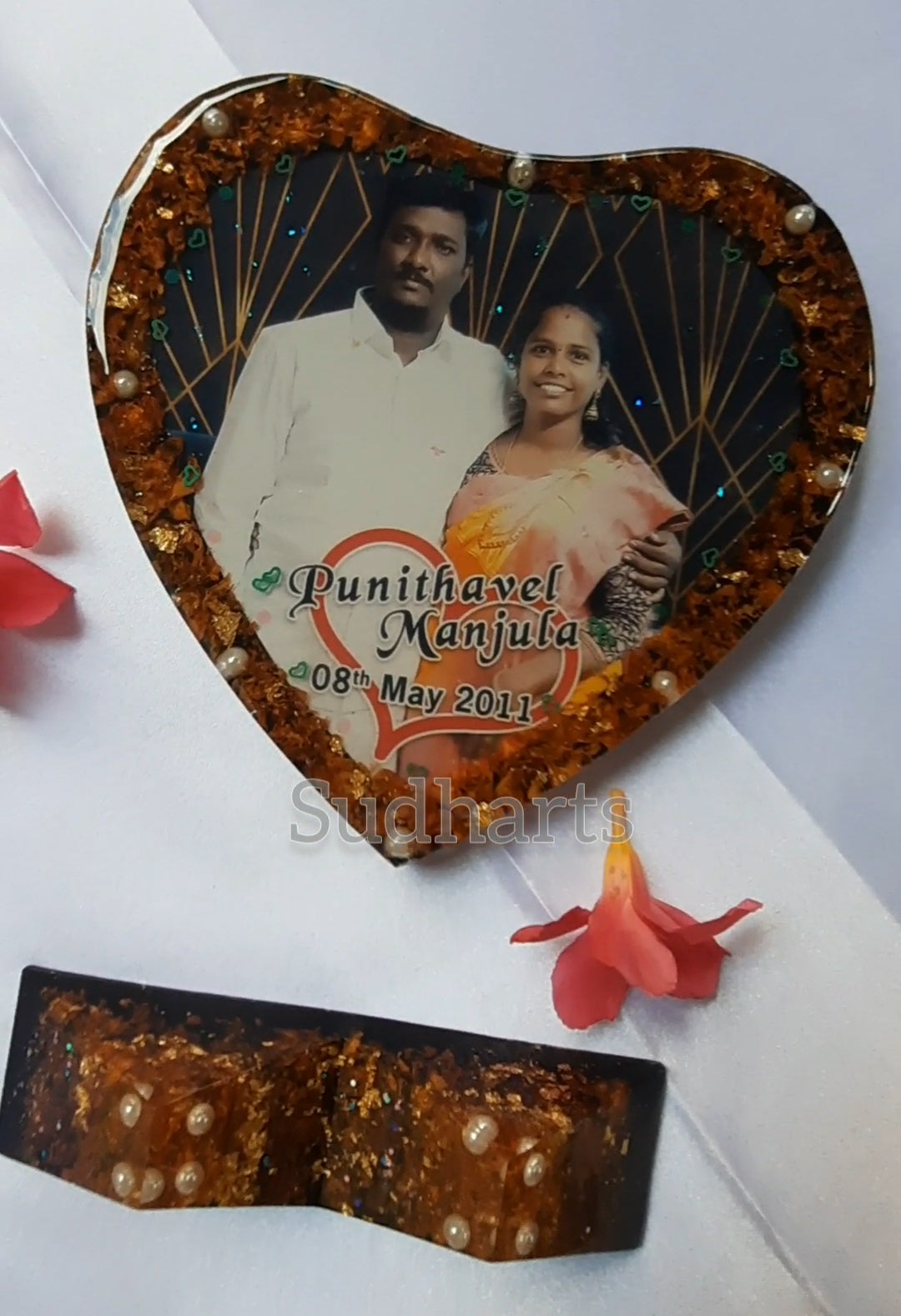 Heart Shape photo Frame - Saved flowers
